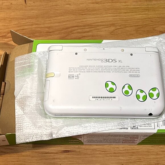 Nintendo 3DS XL Yoshi Special Edition Console US Model - Not For Sale! - Picture 9 of 9